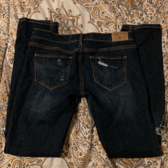 Holister SoCal Stretch Skinny Jeans with Holes - Picture 2 of 3